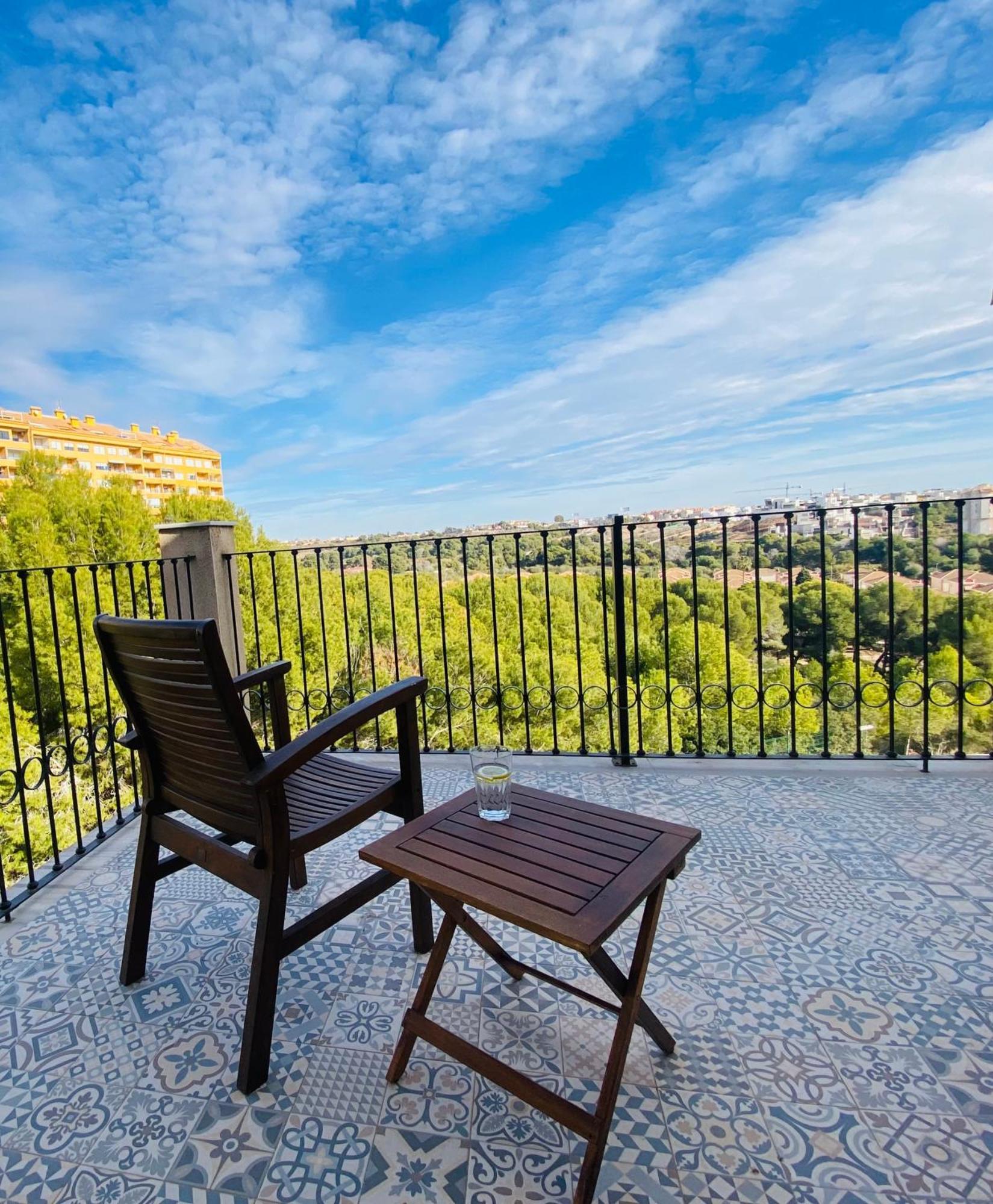 Апартаменты Open View Pinetree Penthouse Кампоамор Экстерьер фото